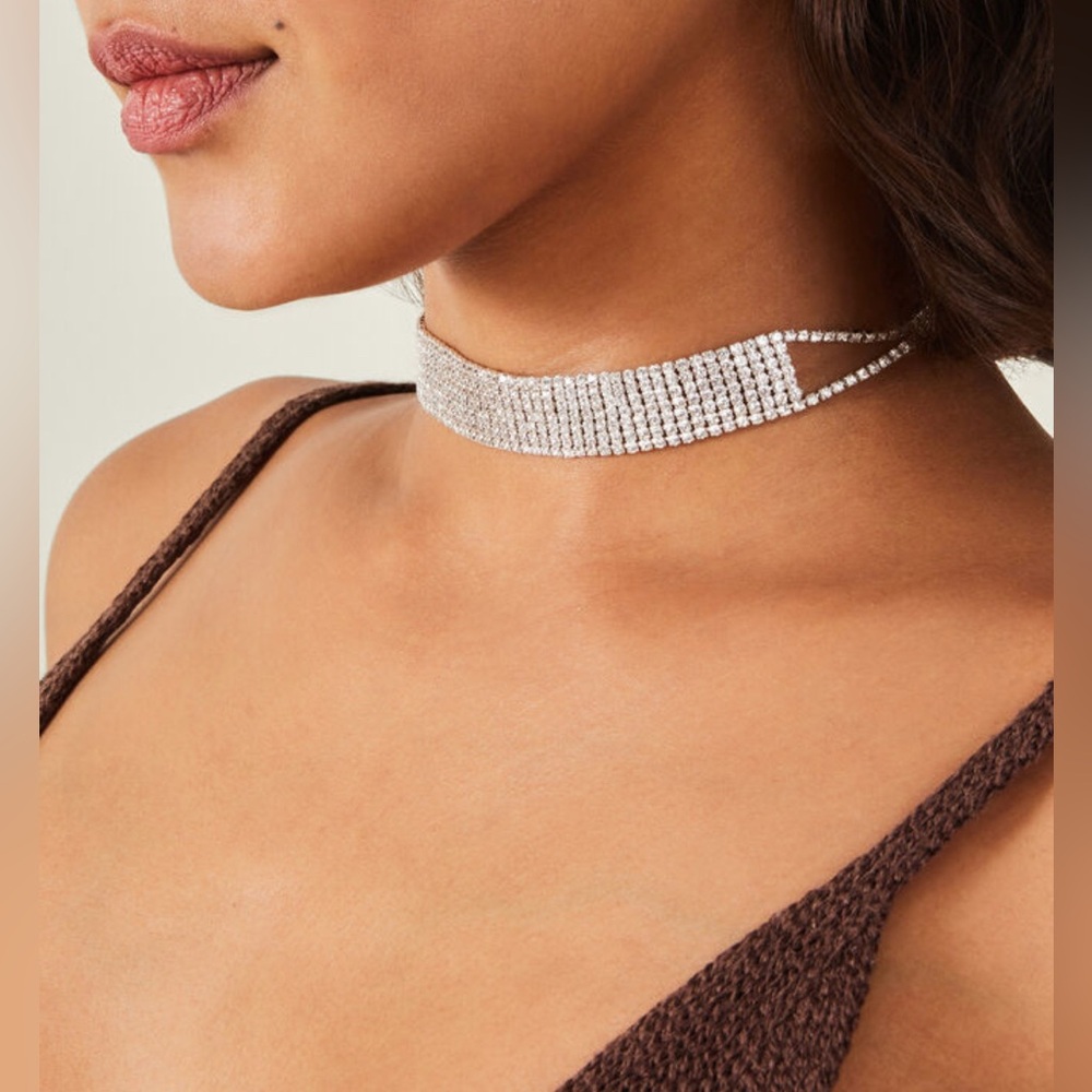 Express Rhinestone Cup Chain Choker Necklace New
